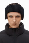 Alexander Wang black bonnet cache-oreilles en laine côtelée extensible à logo