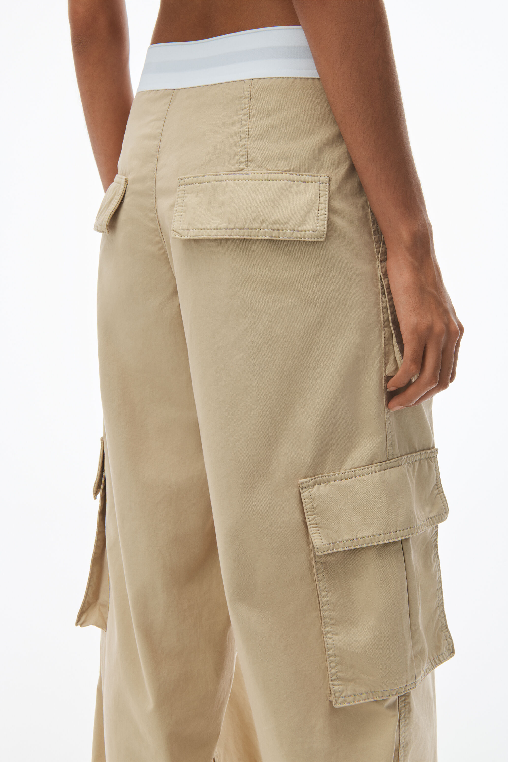 Mid-Rise Cargo Rave Pants in Cotton Twill in FEATHER | alexanderwang®