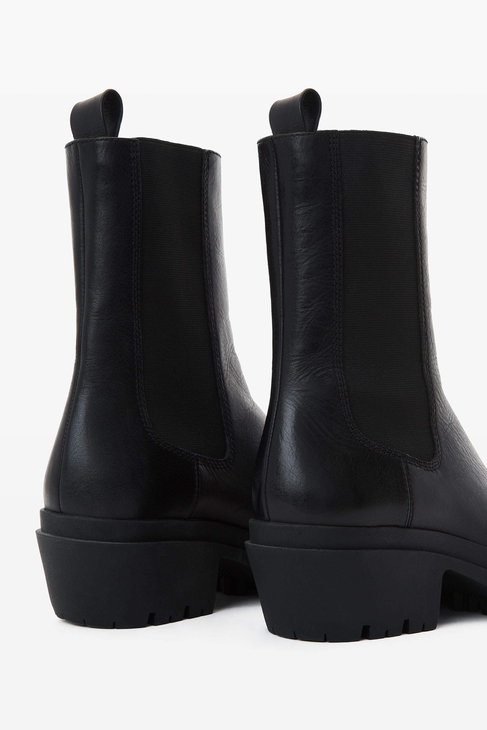 terrain crackle patent leather moto boot in BLACK | alexanderwang®