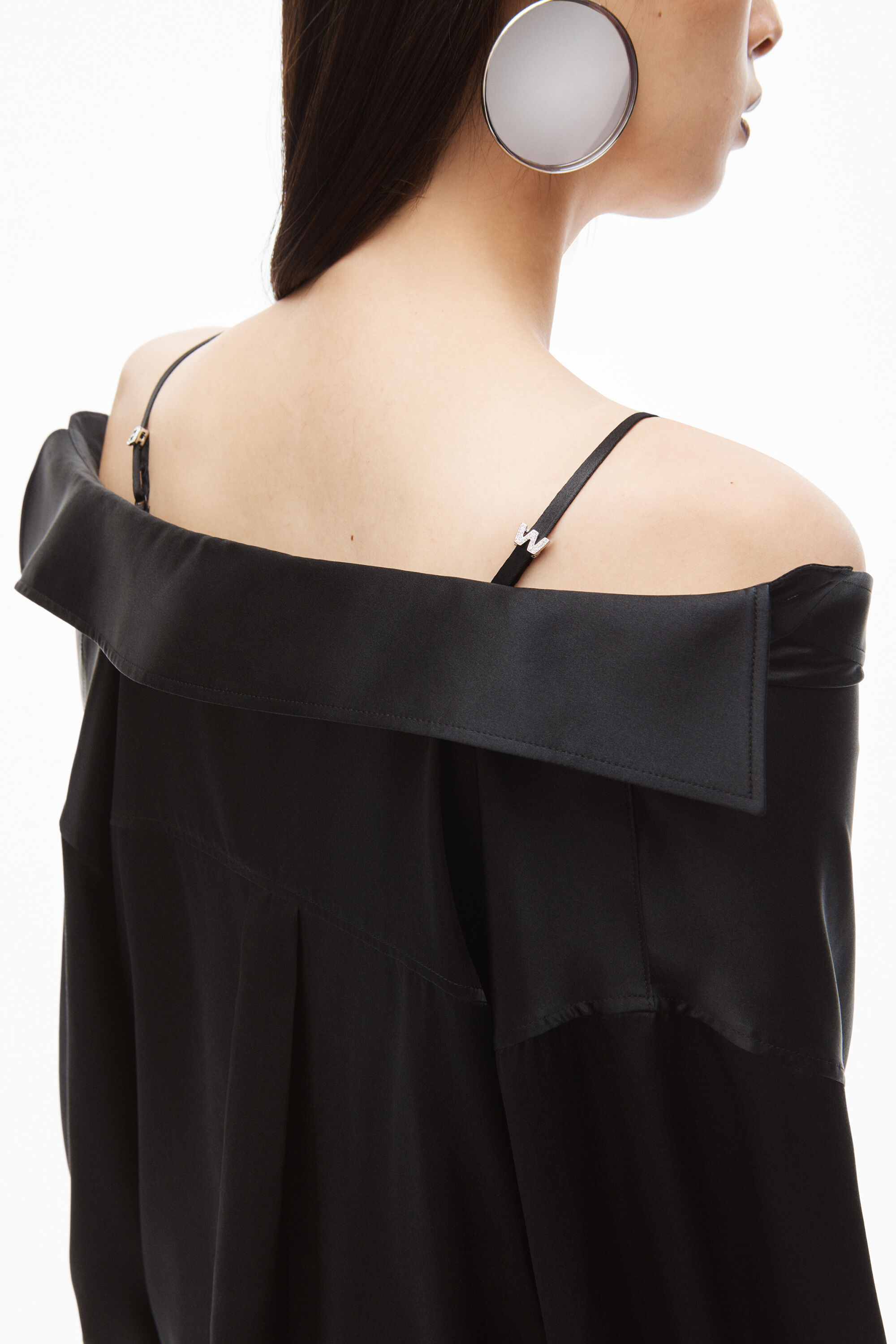 alexanderwang OFF-SHOULDER SHIRT IN SILK CHARMEUSE