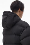 Alexander Wang black kurze channel-kapuzenjacke aus federn und daunen